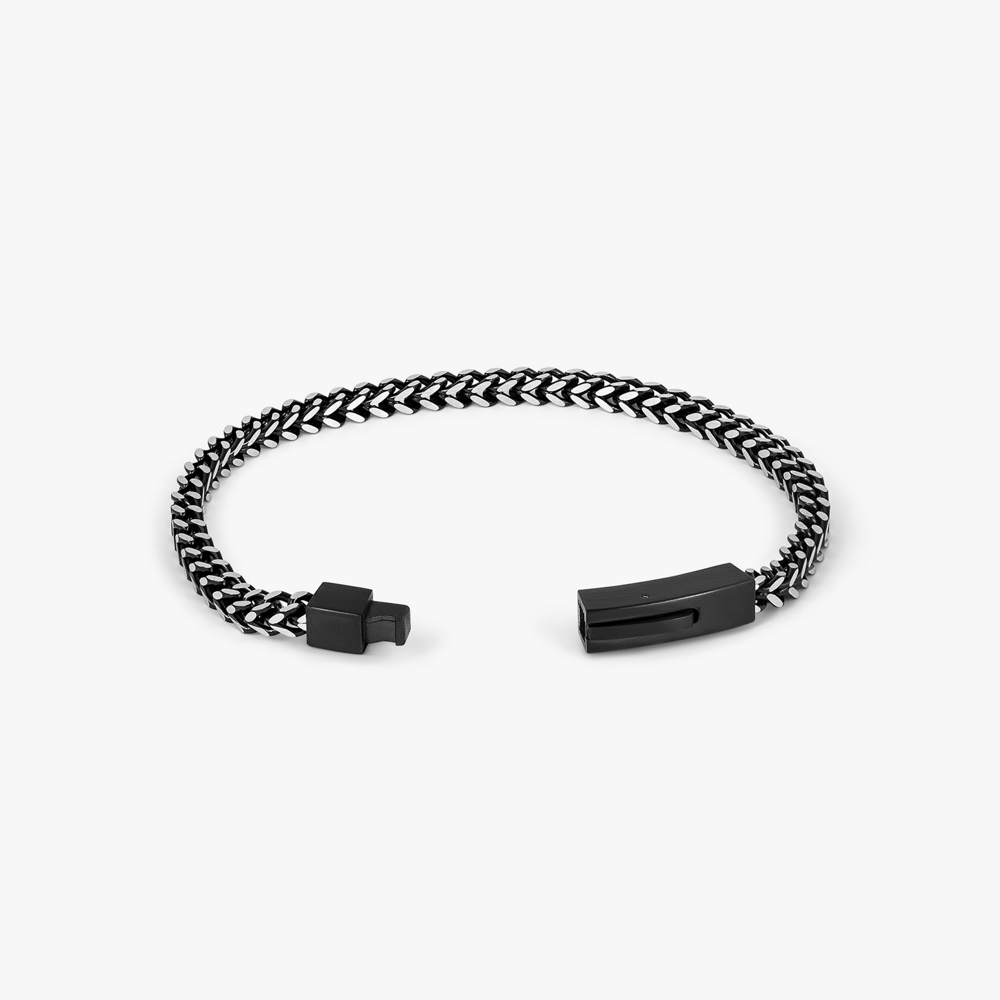 Chevron Click Bracelet In Matte Ip Black