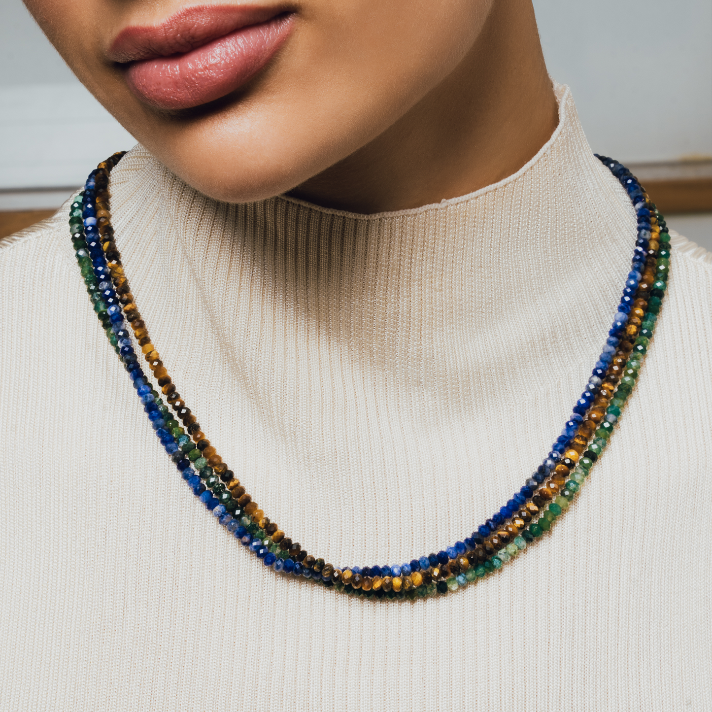 Nodo Beaded Necklace in Rhodium Silver with Blue Sodalite