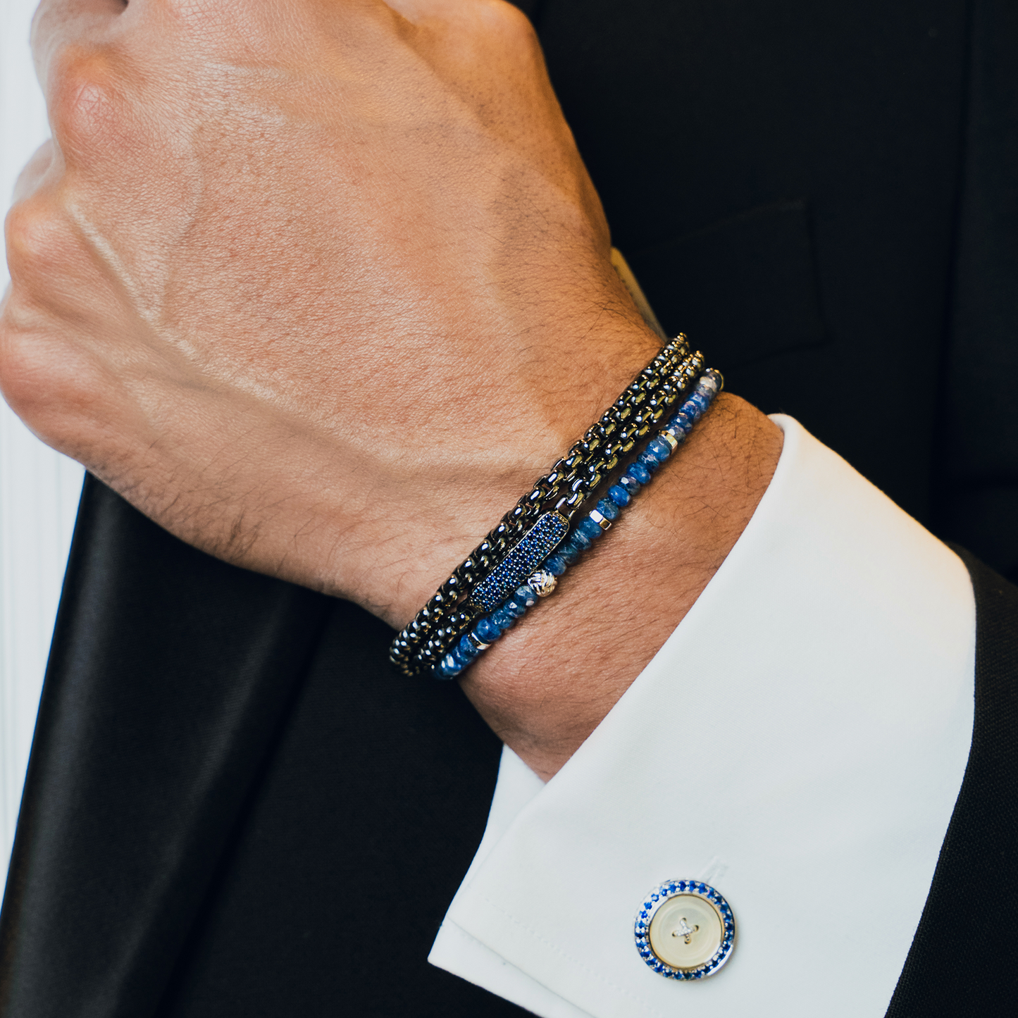 Nodo Beaded Bracelet In Rhodium Plated Silver With Blue Sapphire