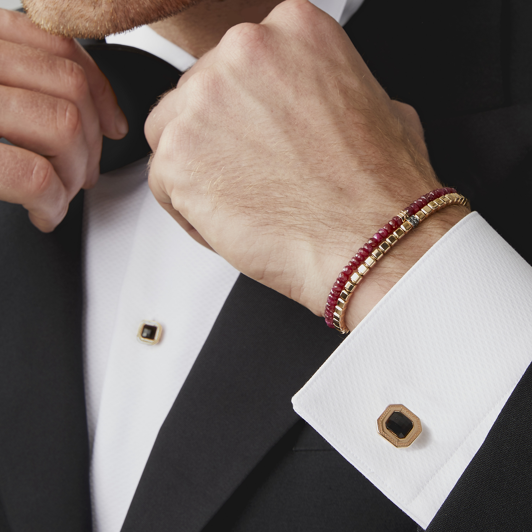 Nodo Beaded Bracelet  In Rhodium Plated Silver With Ruby