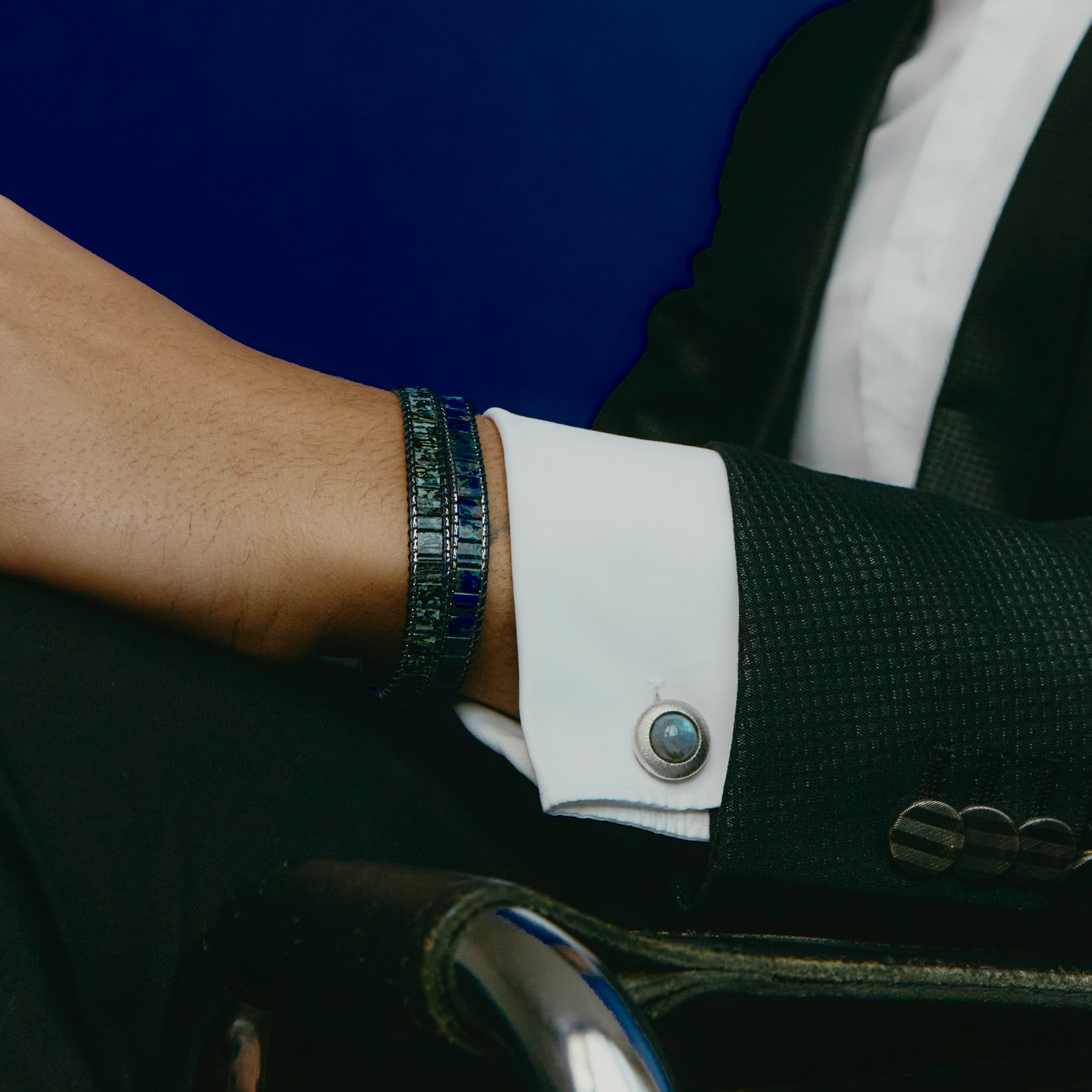 Graffiato Domed Cufflinks in Blue Labradorite