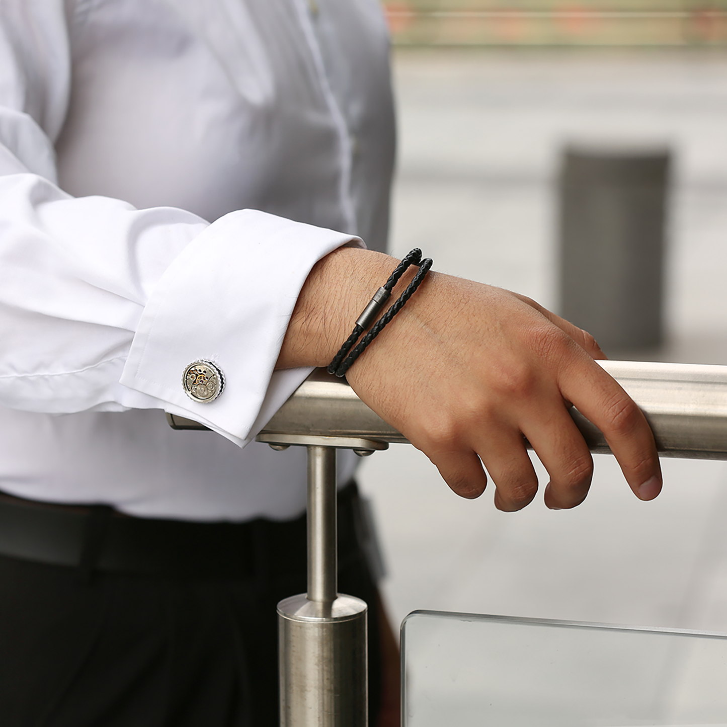 Round Skeleton Gear static cufflinks with black enamel in Palladium Plated