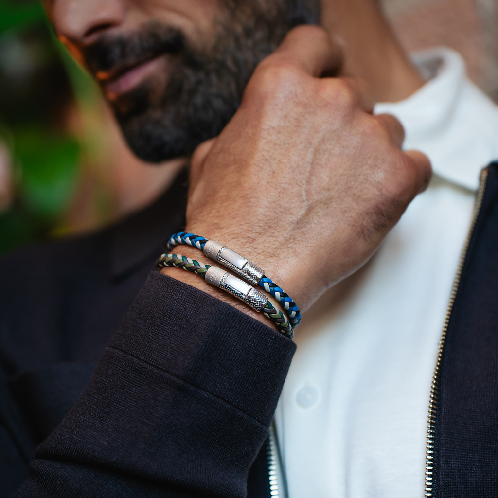 Herringbone Click Multi Pelle Bracelet In Rhodium Plated Sterling Silver With Blue Leather