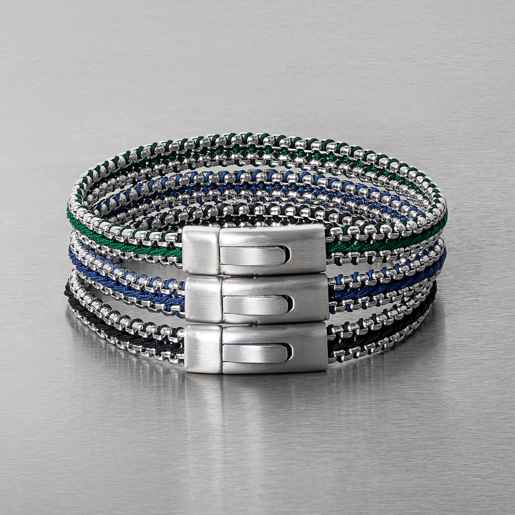 Tris Button Bracelet In Green