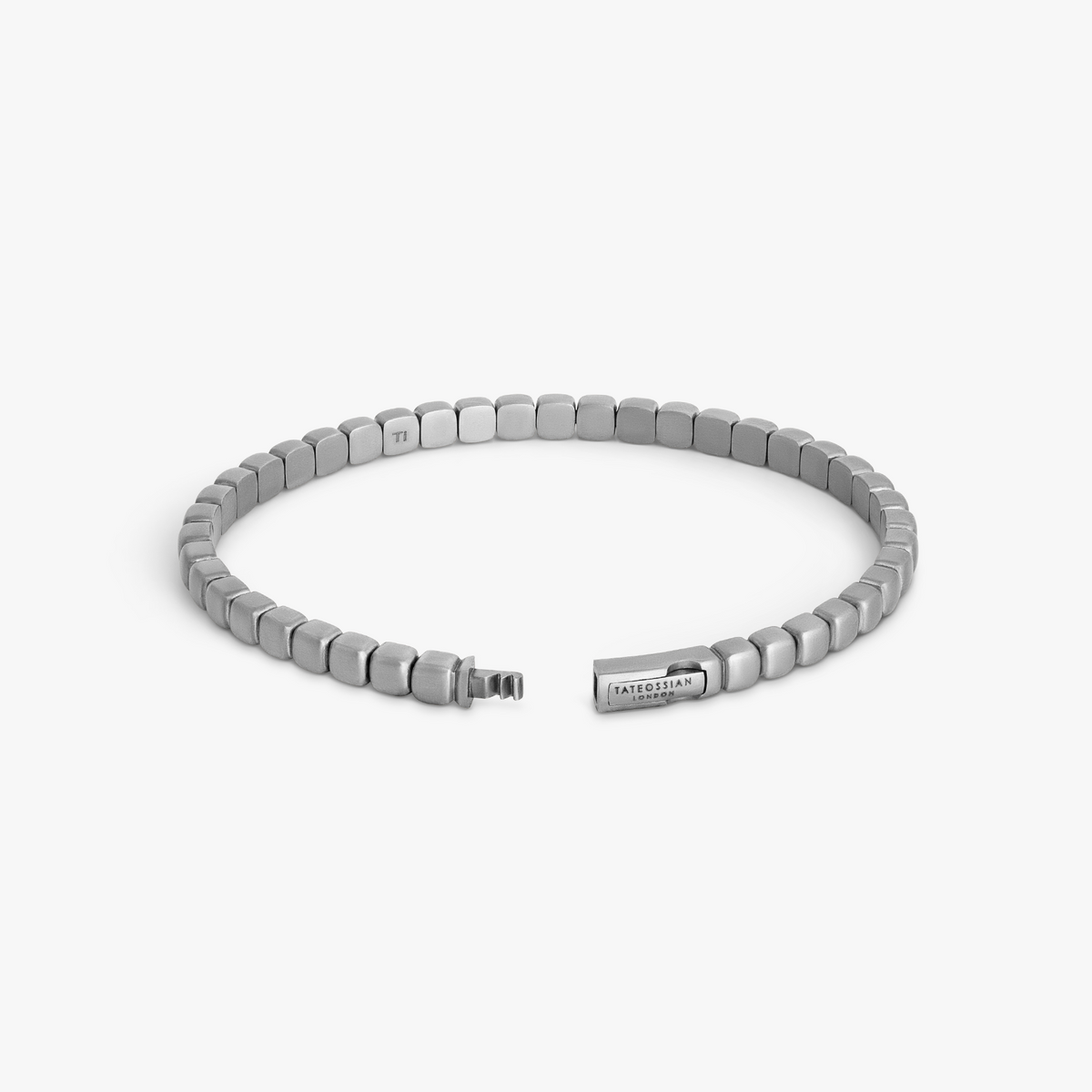 St Tropez Titanium & Diamond Bangle