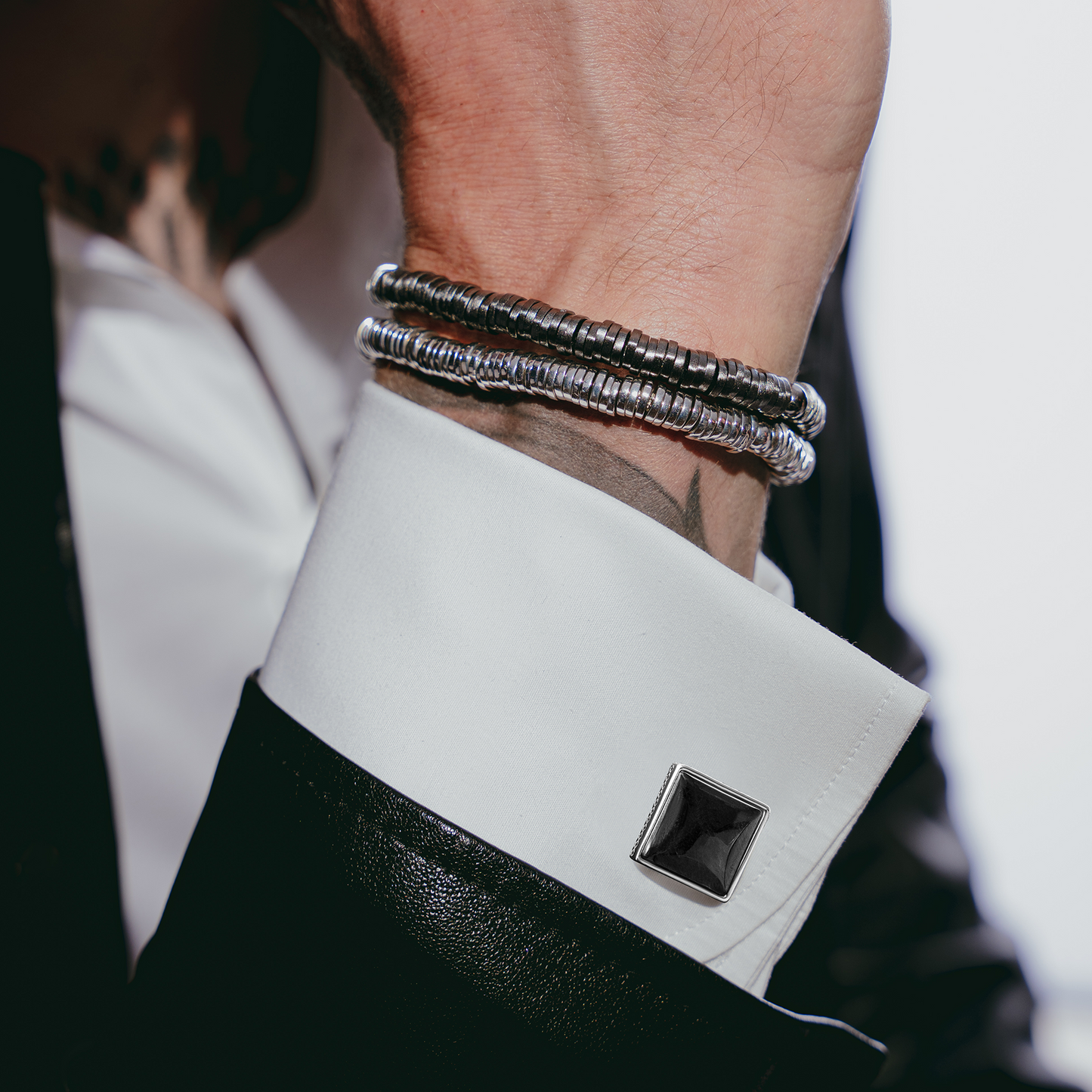 Titanium Classic Cufflinks With Onyx
