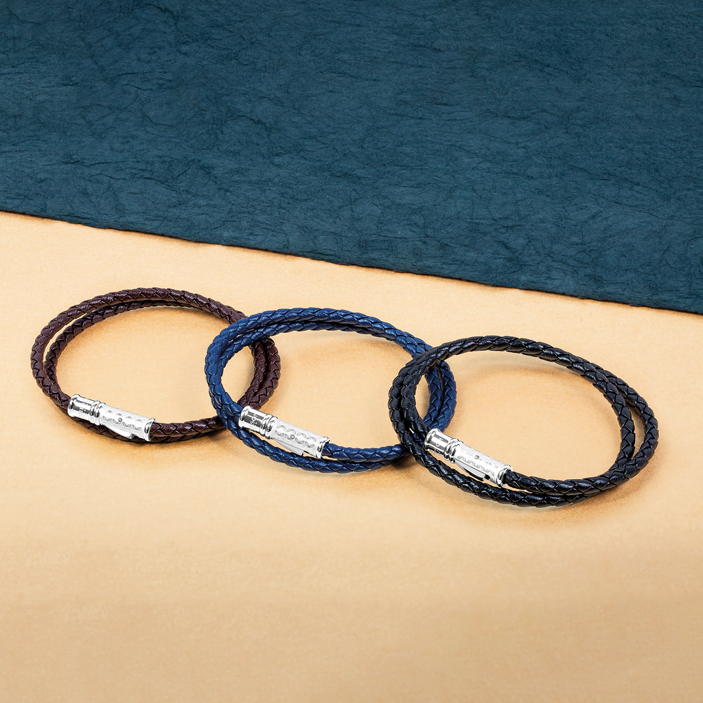 THOMPSON Lucky Clover Double Wrap Bracelet In Black Leather