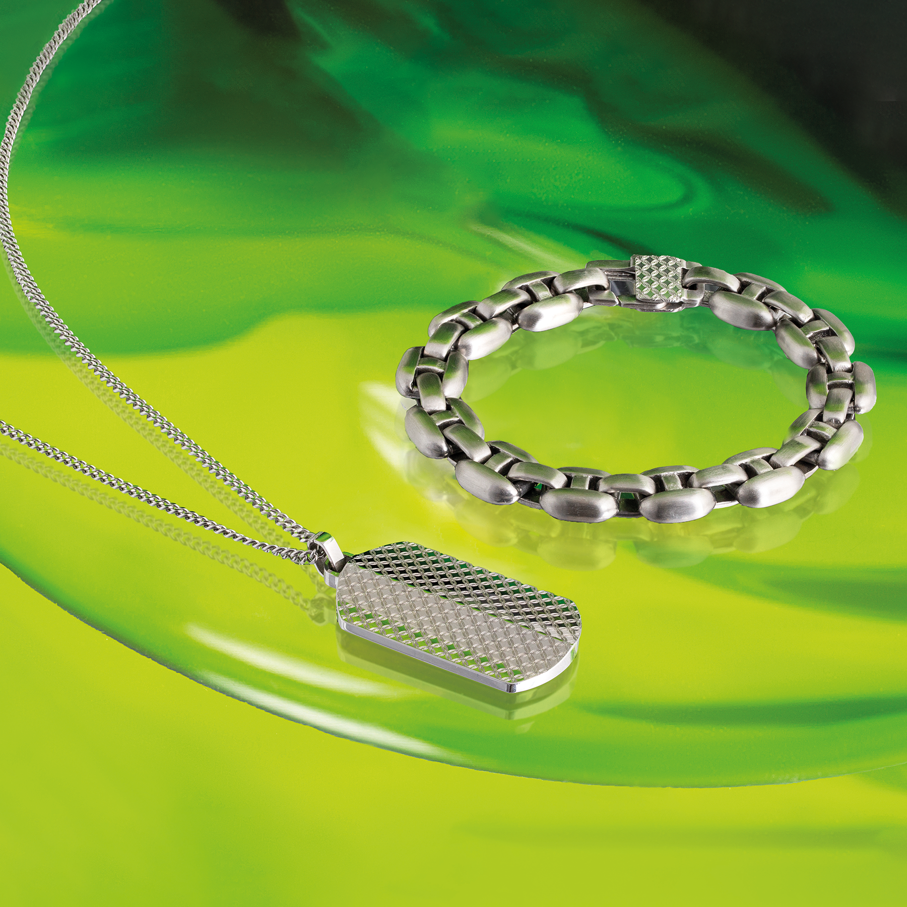 Thompson Lucky Clover Dog Tag Necklace in Stainless Steel