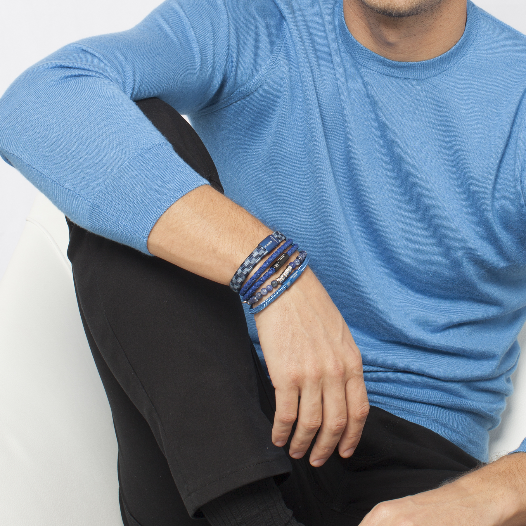 Classic Discs Beaded Bracelet In Rhodium Plated Silver With Blue Classic Discs Beaded Bracelet In Rhodium Plated Silver With Blue