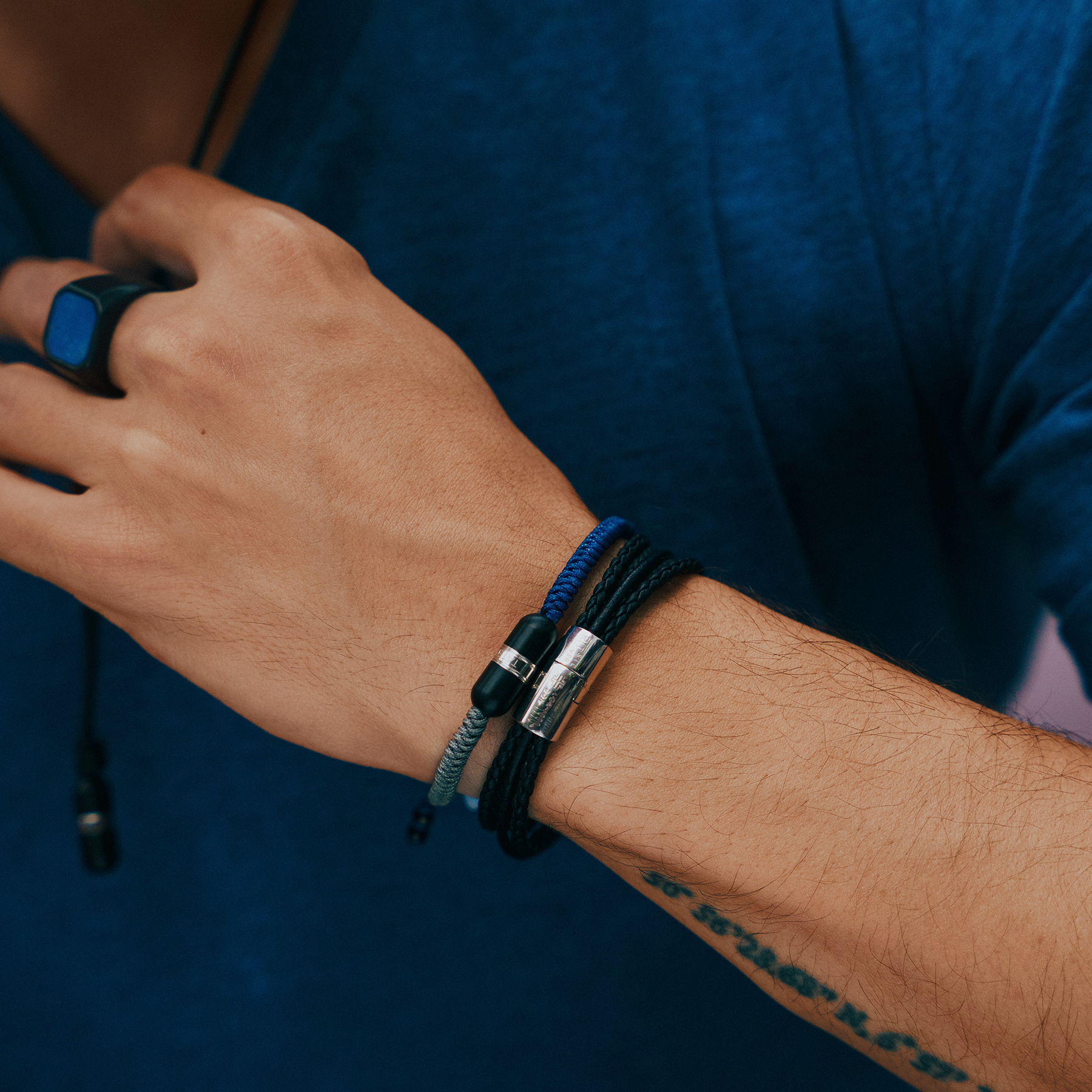 Cobra Multi-Strand Leather Bracelet In Black