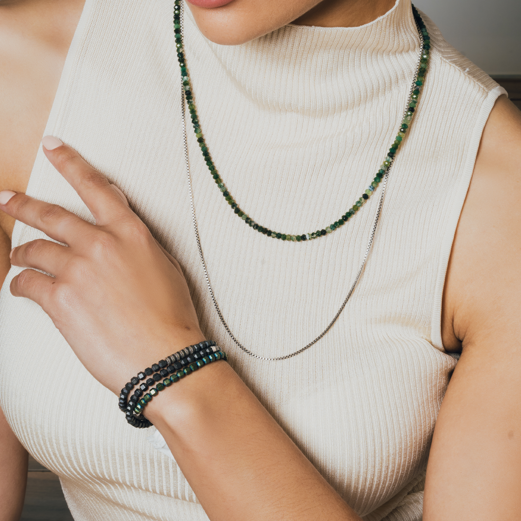 Nodo Beaded Necklace in Rhodium Silver with Green Moss Agate