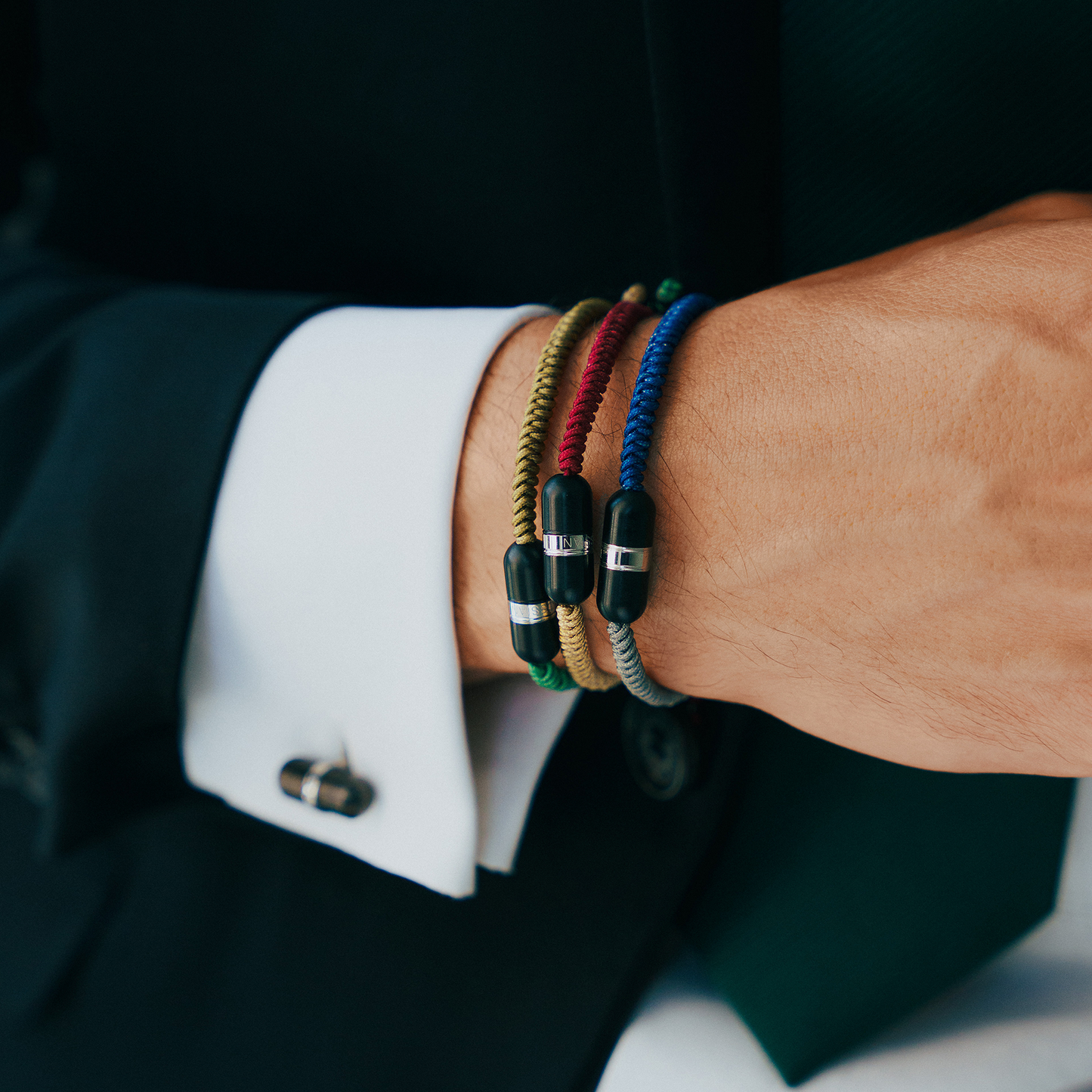 ELTON JOHN Metallic Pill Primo bracelet in dark green and light green macrame