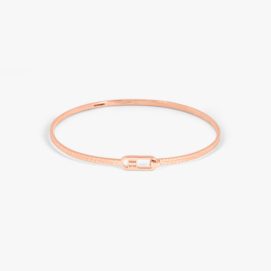 T-bangle in hammered 18k rose gold